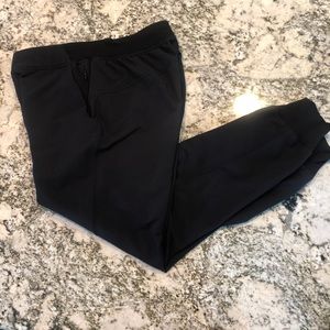 Lululemon 28” black joggers